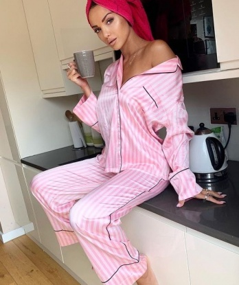 Мои услуги наполнены чувственностью и страстью, оставляя тебя полностью удовлетворенным. Фото в моем профиле подтверждают мою нежность и красоту. Я обеспечу тебе незабываемые моменты, исполняя все твои фантазии. Мы можем провести время в моей уютной квартире или я могу приехать к тебе. Мои клиенты оставили только положительные отзывы о нашей встрече. Уверяю, со мной ты познаешь истинное наслаждение. Буду ждать твоего звонка, чтобы окунуться в мир наслаждения вместе. 💋💕 12645, 23 года